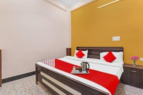 Hotel Mannu Grand Kanpur Eksteriør billede